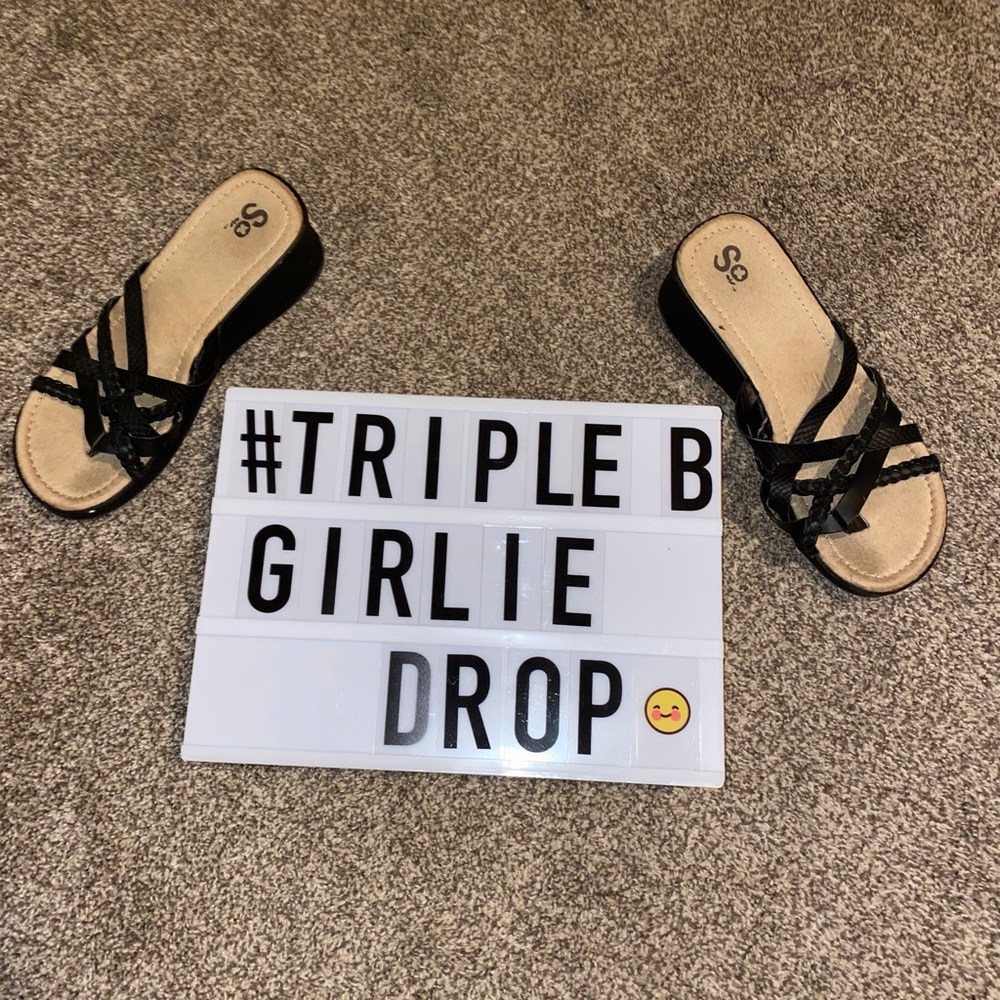 Black Wedges